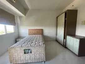 Disewakan Apartemen UC Mewah  Berkeley Lt. 18, Citraland  - Surabaya