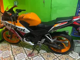 Honda CBR 150 R