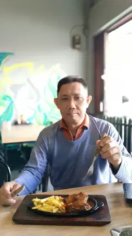 Mencari pekerjaan di gudang, bersedia di tempatkan dimana saja