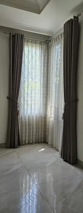 Disewakan Rumah Bangunan tahun 2014 di Setrasari dekat tol Pasteur