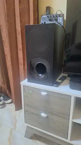 Soundbar sony HT S20R masih mulus