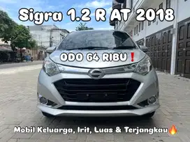 (TDP 19 JUTA!) Daihatsu Sigra 1.2 R Automatic Silver 2018