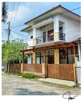Rumah bagus siap huni 2 lantai dalam peumahan jalan kaliurang km 9