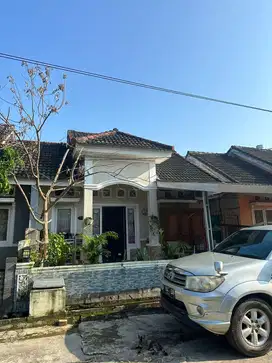 Jual Rumah Villa Gardena Karya Baru Alang Alang Lebar