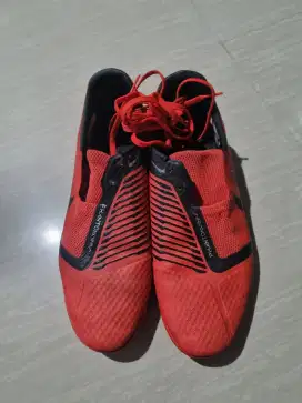 Sepatu futsal NIKE PHANTOM