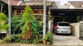 Di jual Rumah minimalis modern siap huni startegis di cluster aralia