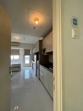 Disewakan Apartemen Berkeley  mewah ada balkon #. 187,Citraland