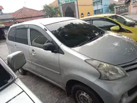 Daihatsu Xenia 2004 Bensin