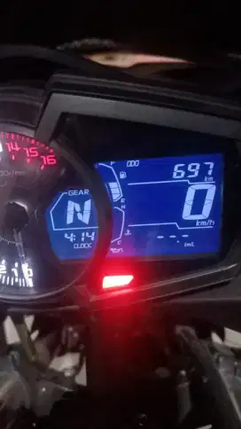 DIJUAL JARANG DI PAKE