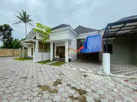 RUMAH DI JAKAL KM 12,DEKAT AL AZHAR CAIRO.NGAGLIK,SLEMAN