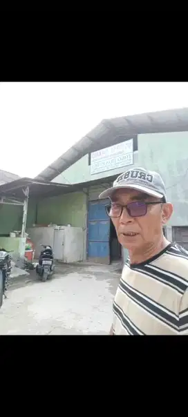 Di butuhkan penjaga gudang dan gedung Badminton