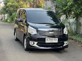 Termurah Toyota Nav1 V  2013 Hitam