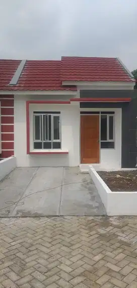 RUMAH PUSAT BOGOR DEKAT JL RAYA PASIR JAMBU SUKARAJA BOGOR JAWA BARAT