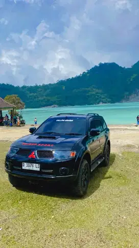 Pajero sport dakar at