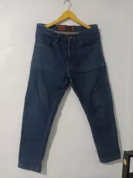 Celana Jeans Lea Size 33