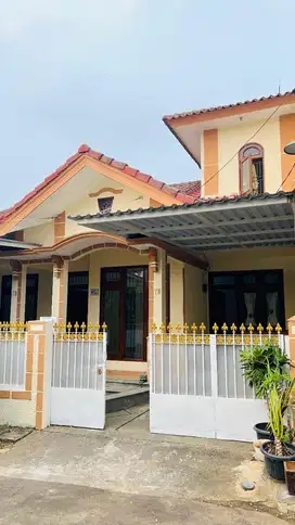 Rumah second terawat dalam komplek condet termurah di jakarta timur