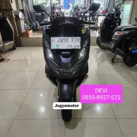Dijual cepat Honda PCX 160 ABS th 2023 unit gress