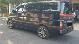 Nissan Elgrand 2005 Bensin