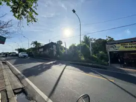 Tanah komersial di jalan utama uluwatu Jimbaran