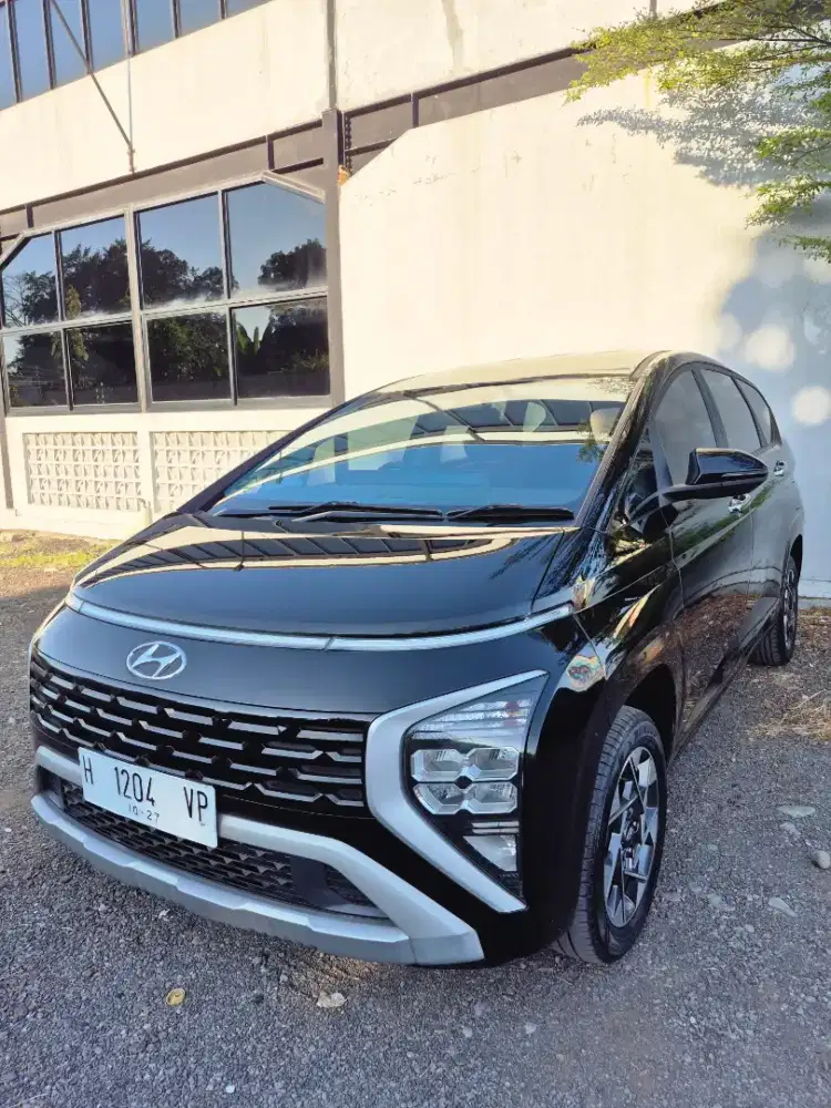 Hyundai Stargazer Prime Captain Seat AT 2022 Hitam Jateng Siap Pakai
