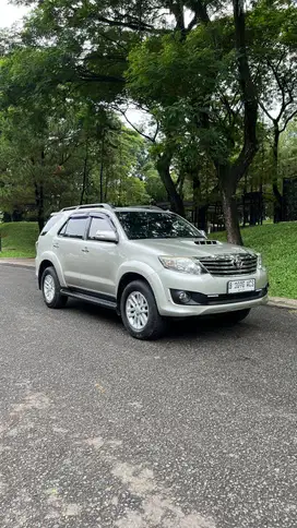 Toyota Fortuner 2.5 G VNT Diesel AT