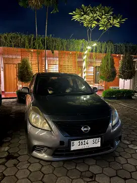Nissan Almera 2013 Bensin