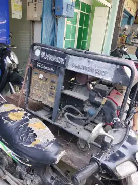 Terima genset dan komputer rusak