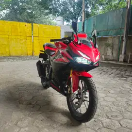 Honda CBR 150R 2023 pmk 2024