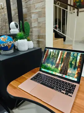 Laptop Macbook Air I3 8/256 2020