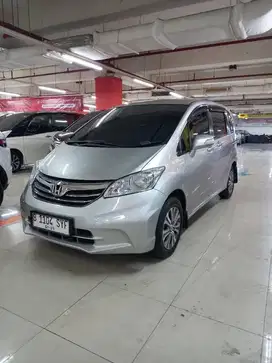 Honda Freed SD matik 2013