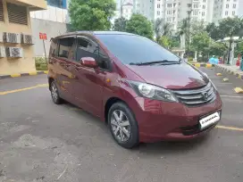 Honda Freed PSD 1.5 matic 2009
