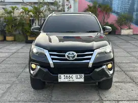 Facelift Toyota Fortuner VRZ 2.4 2018 Black KM 55rb