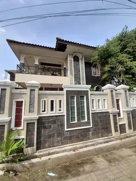 Rumah Luas 2 lantai Lenteng Agung