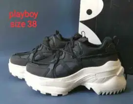 Sepatu wanita Playboy size 38 ori