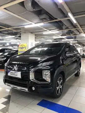 Xpander Cross 2022 DP 10jt