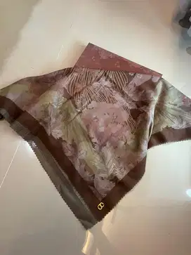 Preloved Hijab Buttonscarves Original