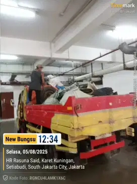Jasa buang puing dan angkut tanah
