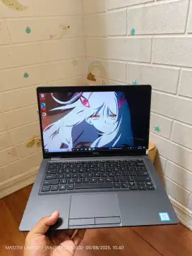 Dell latutude 5300 layar sentuh