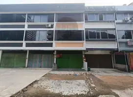 Disewakan Murah Ruko 4 Lantai Bumi Sarana Area Jodoh