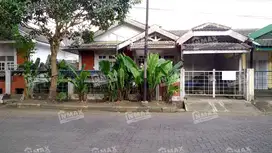 JUAL MURAH RUMAH ARAYA MALANG LUAS 264 m2, DEKAT PLAZA ARAYA