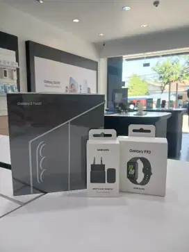Samsung Galaxy ZFOLD 7 Free Galaxy Fit3 & Adapter Original