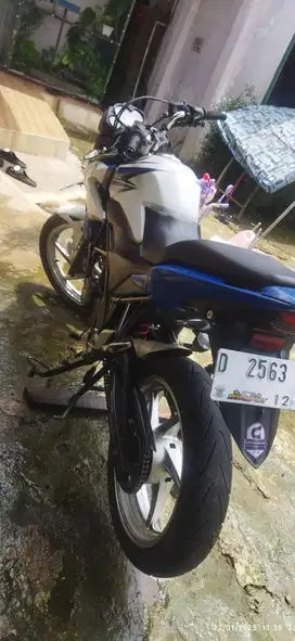 Honda CB150R OLD 2013