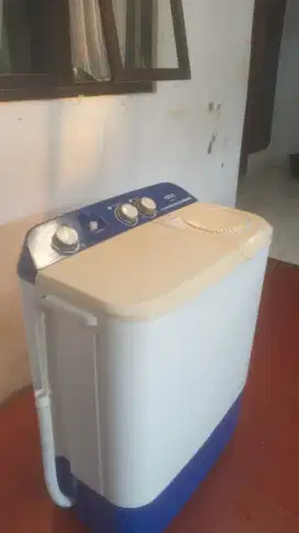 Mesin Cuci Merk AQUA 7,5 KG NORMAL