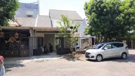 Rumah Purimas Baru Gres Hitung Tanah Cluster Blok B Regency