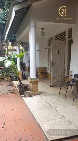 Dijual Rumah Besar  Strategis Di Hook Di Komp Deplu Pondok Aren