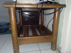 Meja Kecil buat Tv dan bisa serbaguna