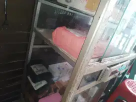 Etlase buat usaha Dagang