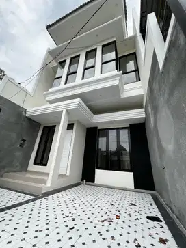 Di JUAL Rumah Siap Huni  Minimalis Di Medayu Utara