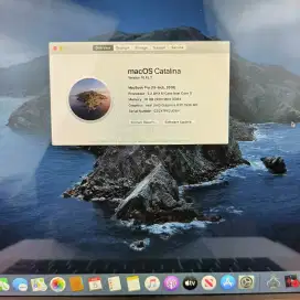 Macbook Pro 2018 Touchbar 15 inch Core I7
Ram 16 Ssd 256 Space Grey