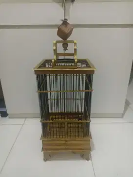 Sangkar burung kecil
